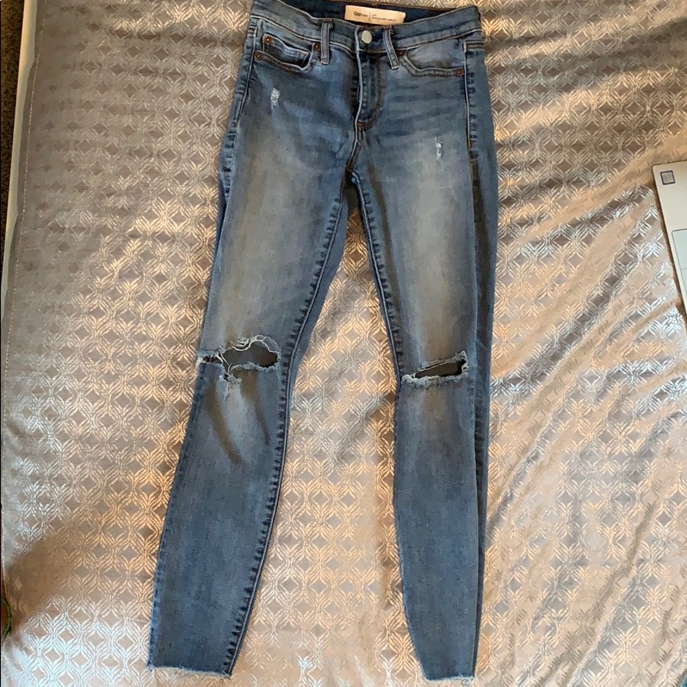 Gap True Skinny Ankle Jeans
